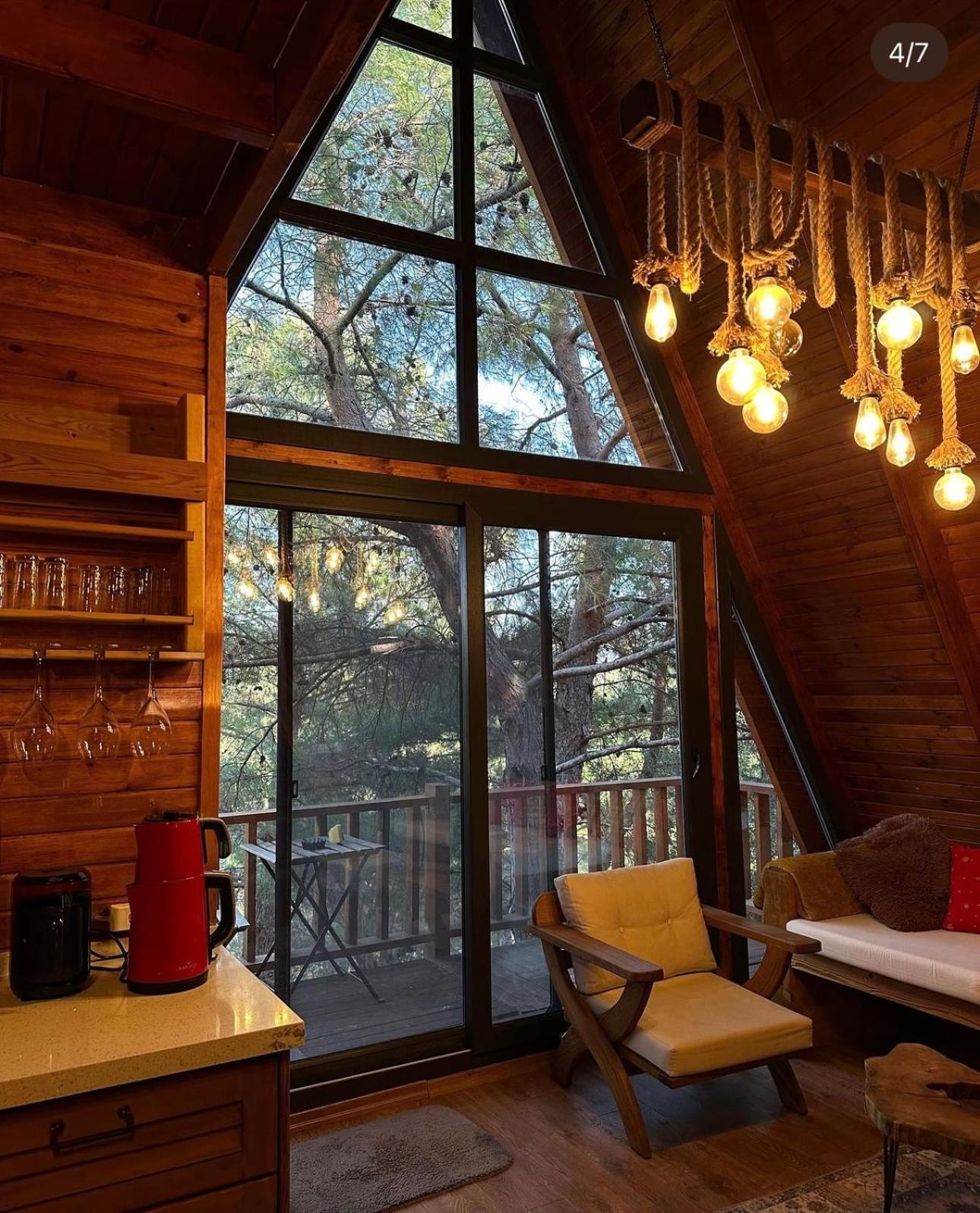 Panurlawoodenhouse Oezel Havuz& Sauna Mavi Εξωτερικό φωτογραφία