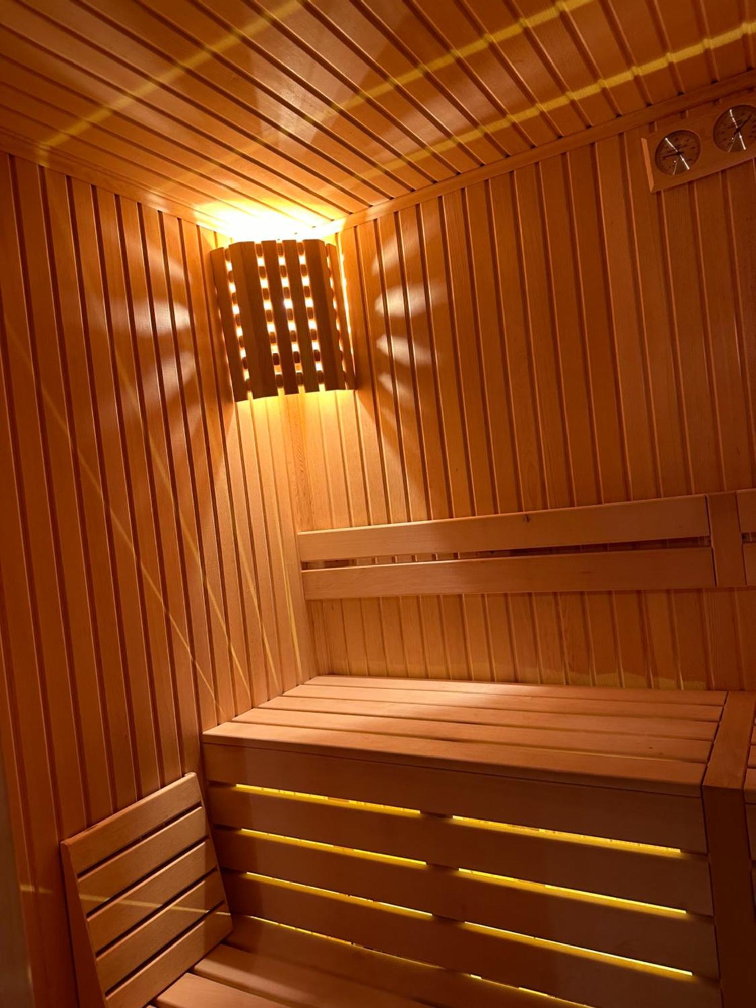 Panurlawoodenhouse Oezel Havuz& Sauna Mavi Εξωτερικό φωτογραφία