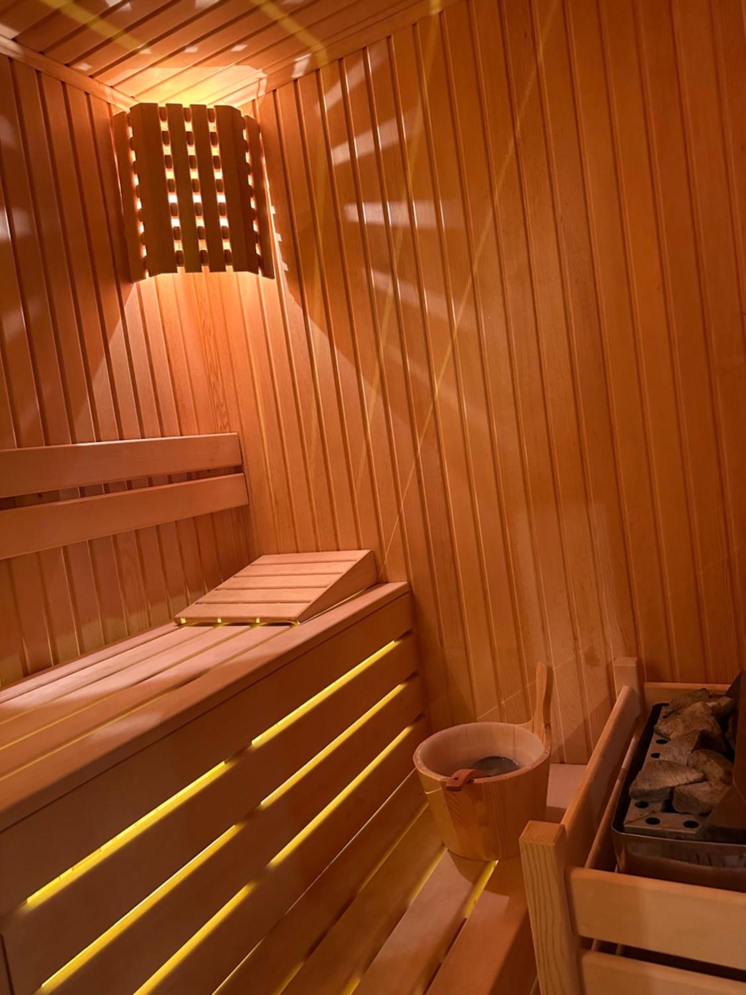 Panurlawoodenhouse Oezel Havuz& Sauna Mavi Εξωτερικό φωτογραφία